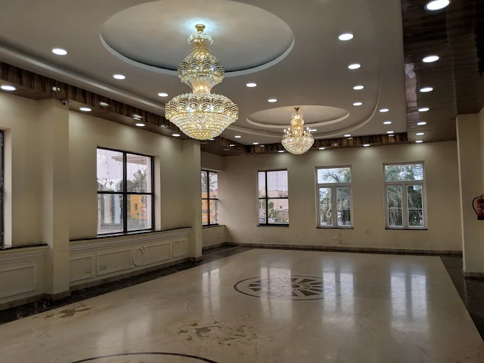 Love’s Wedding & Event Designers